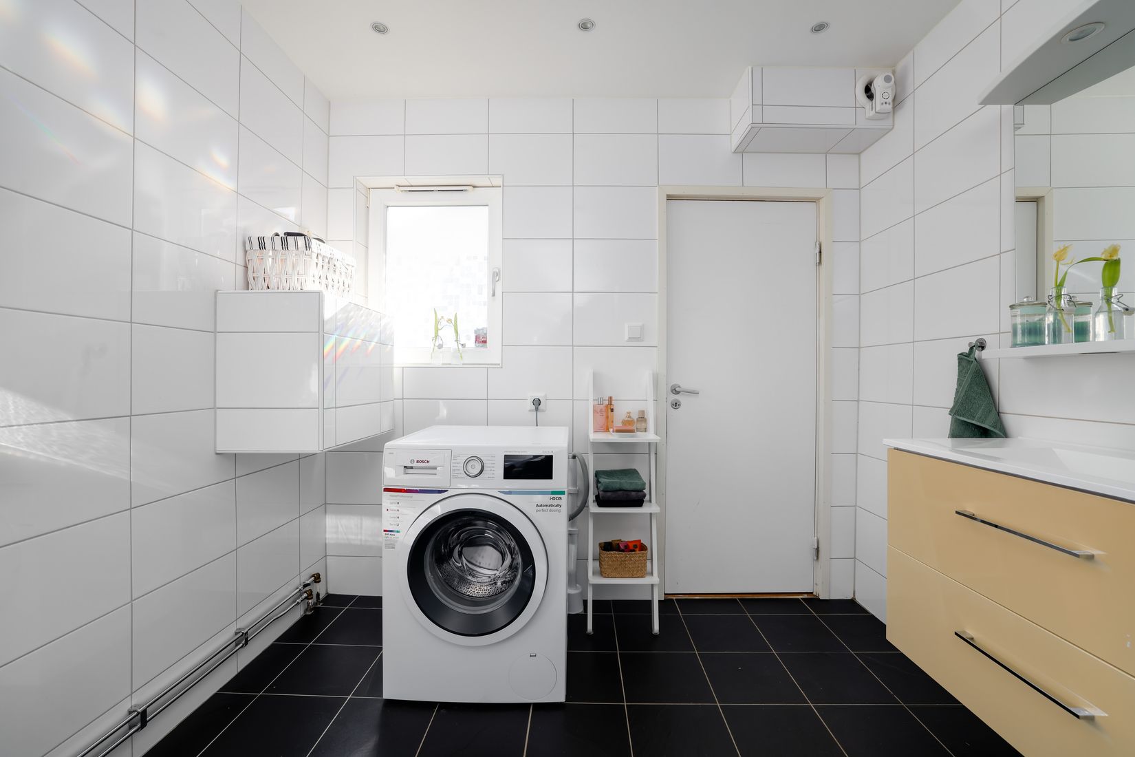 Villa, Vinbärsgatan 12, Nya Hjärsta, Örebro