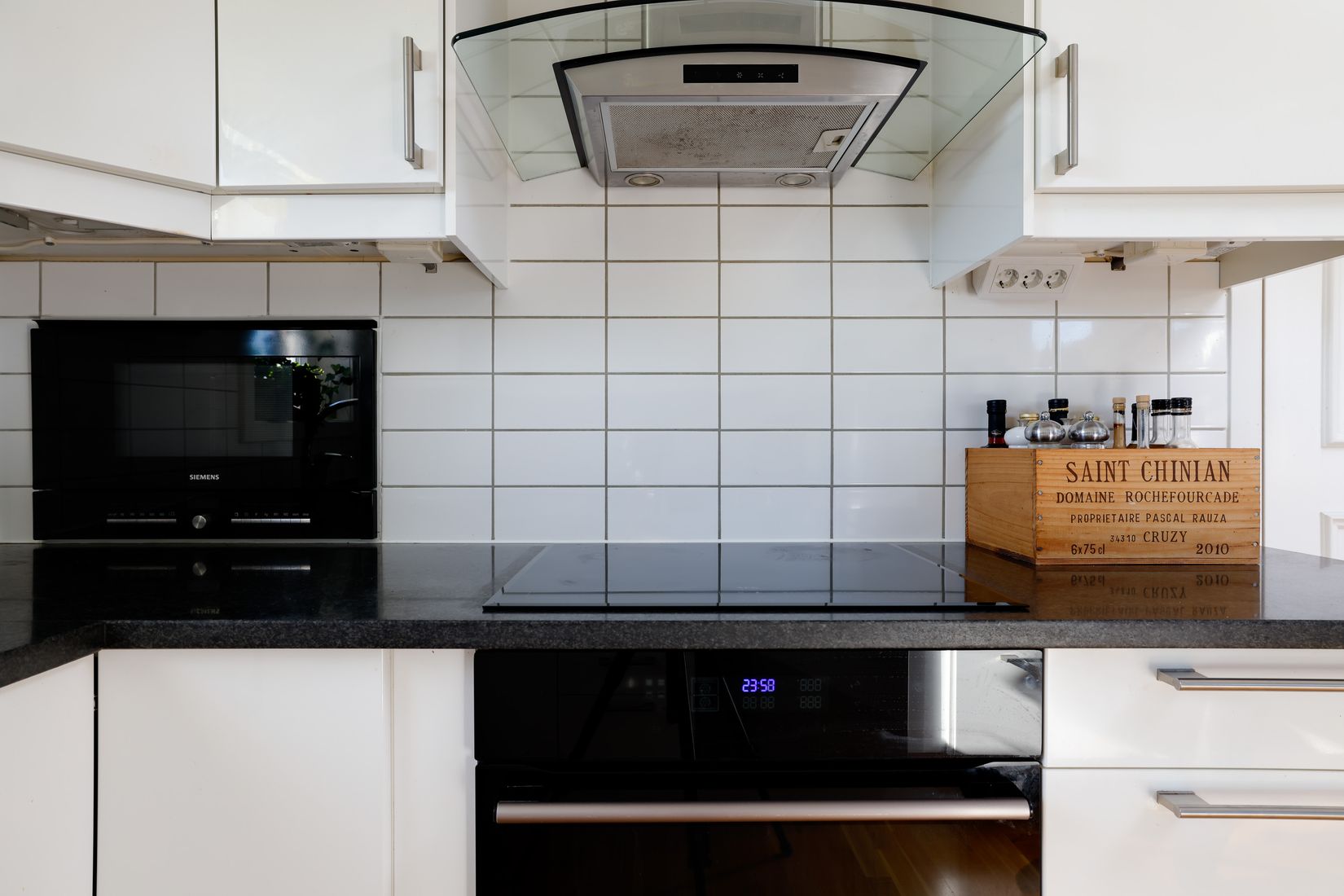 Villa, Vinbärsgatan 12, Nya Hjärsta, Örebro