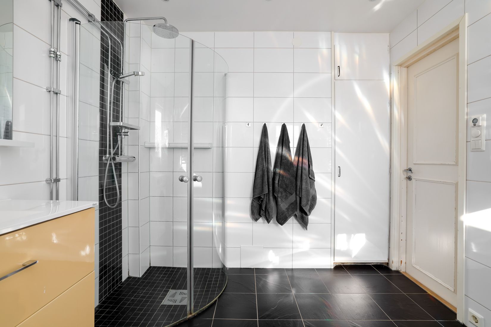 Villa, Vinbärsgatan 12, Nya Hjärsta, Örebro