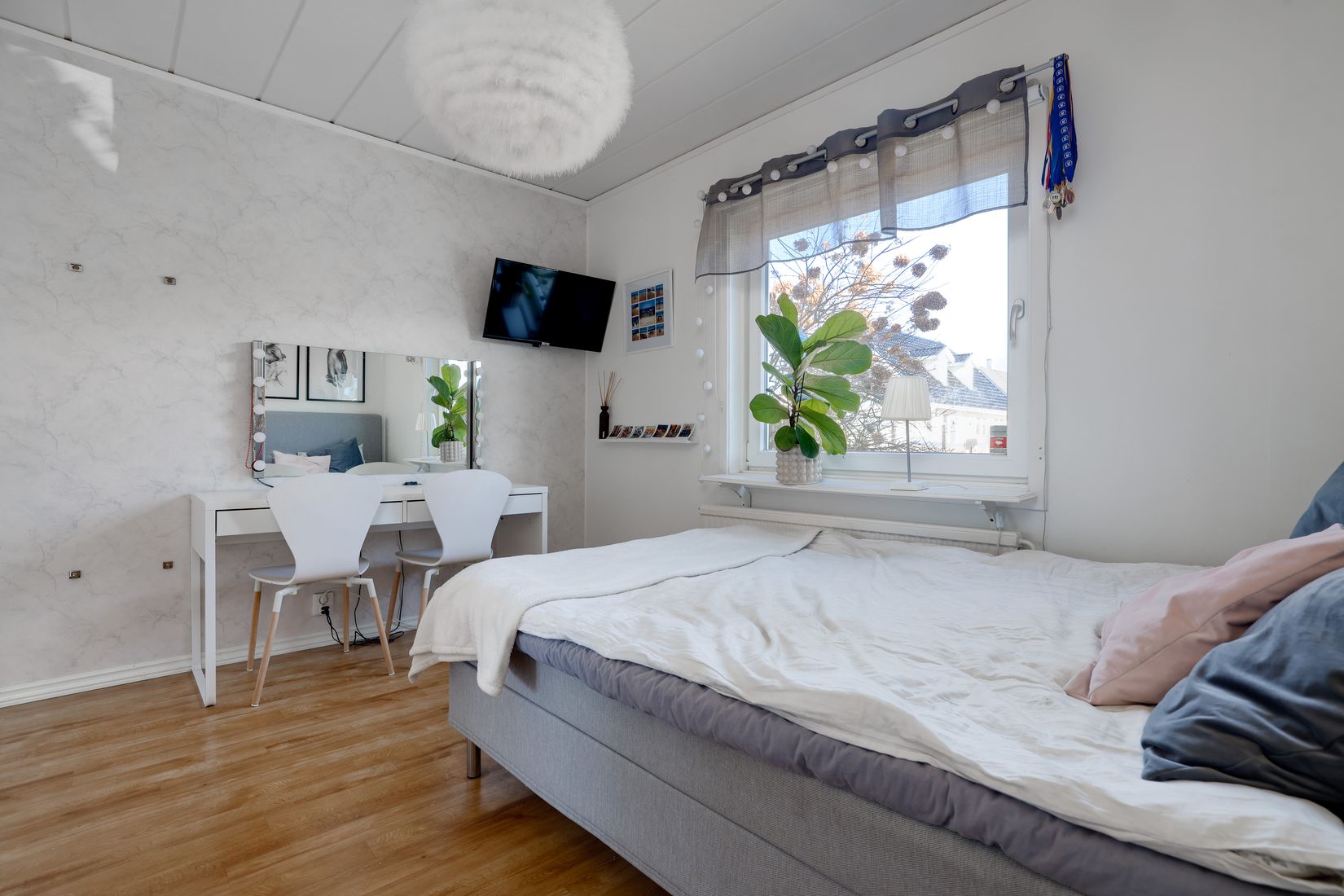 Villa, Vinbärsgatan 12, Nya Hjärsta, Örebro