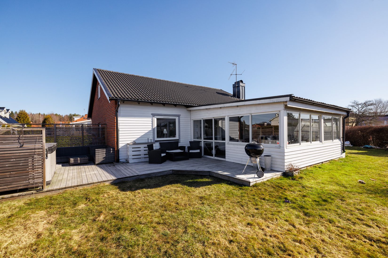 Villa, Vinbärsgatan 12, Nya Hjärsta, Örebro