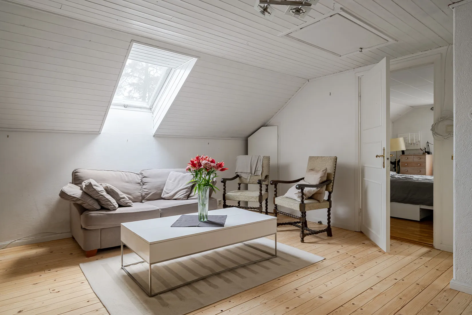 Villa, Nygatan 1, Centralt, Gnesta