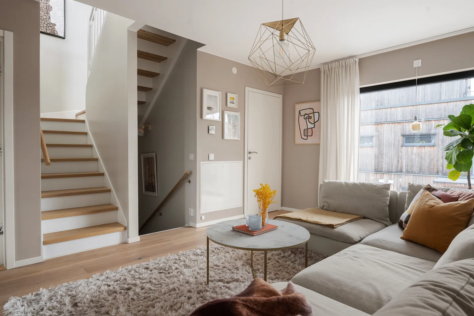 Radhus, Kvittenvägen 5, Vistaberg, Huddinge