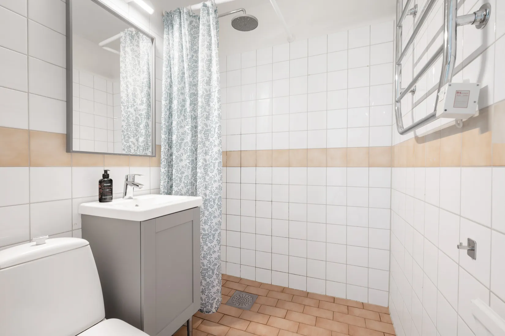 Bostadsrätt, Norrgårdsvägen 1, 1tr, Gamla Bro, Upplands-Bro