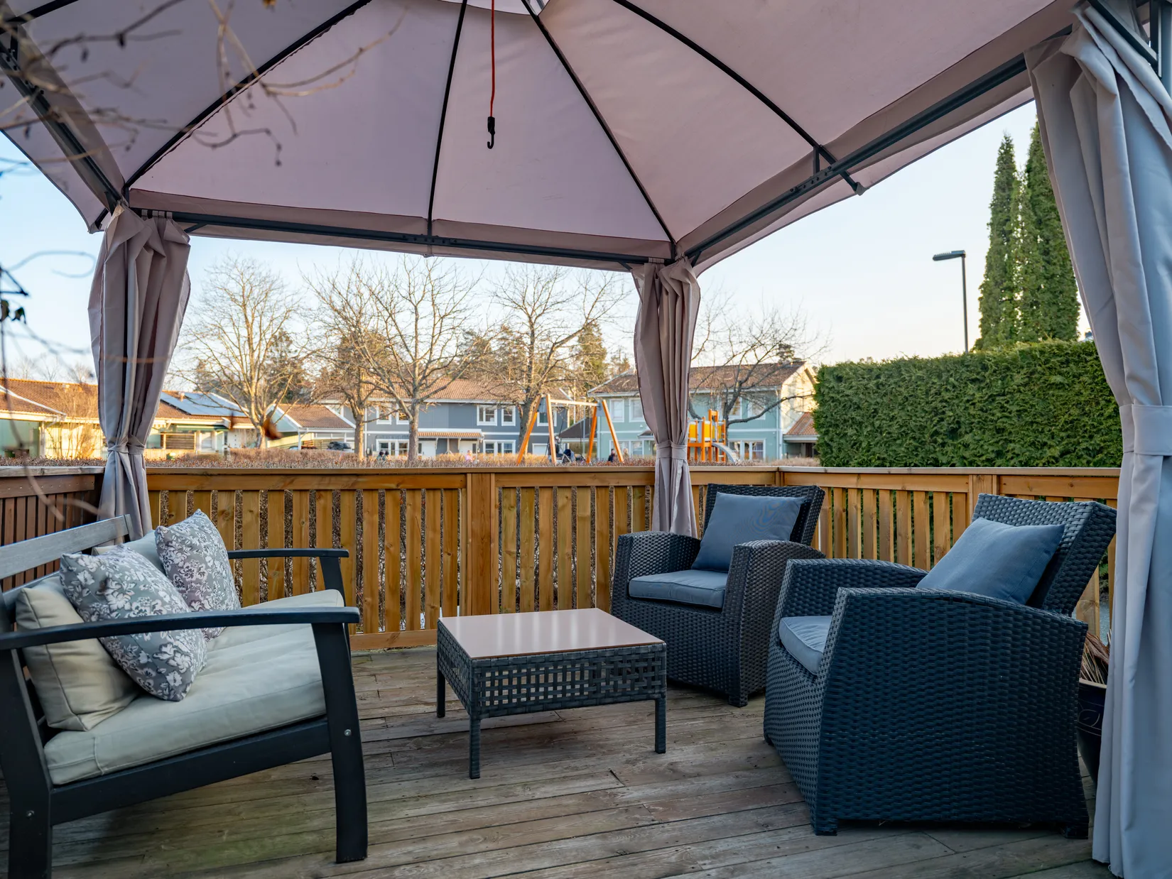 Villa, Radhus, Rosenhillsvägen 7, Bollstanäs, Upplands Väsby