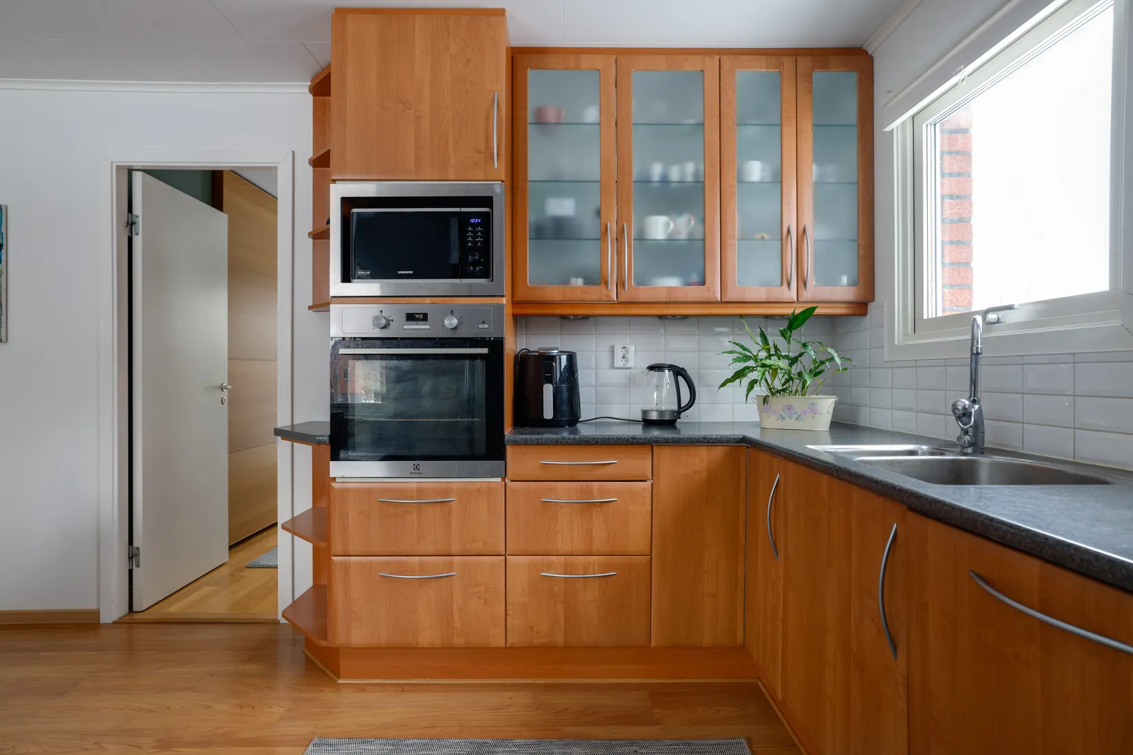 Villa, Solbergavägen 15, Vintrosa, Örebro