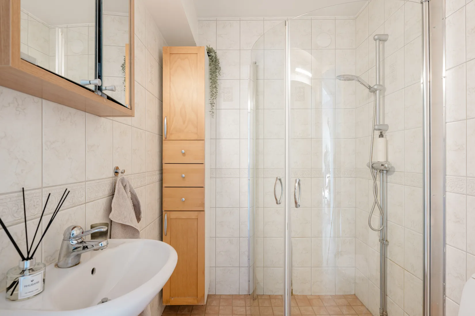 Villa, Radhus, Bergvägen 65, Rickeby, Vallentuna