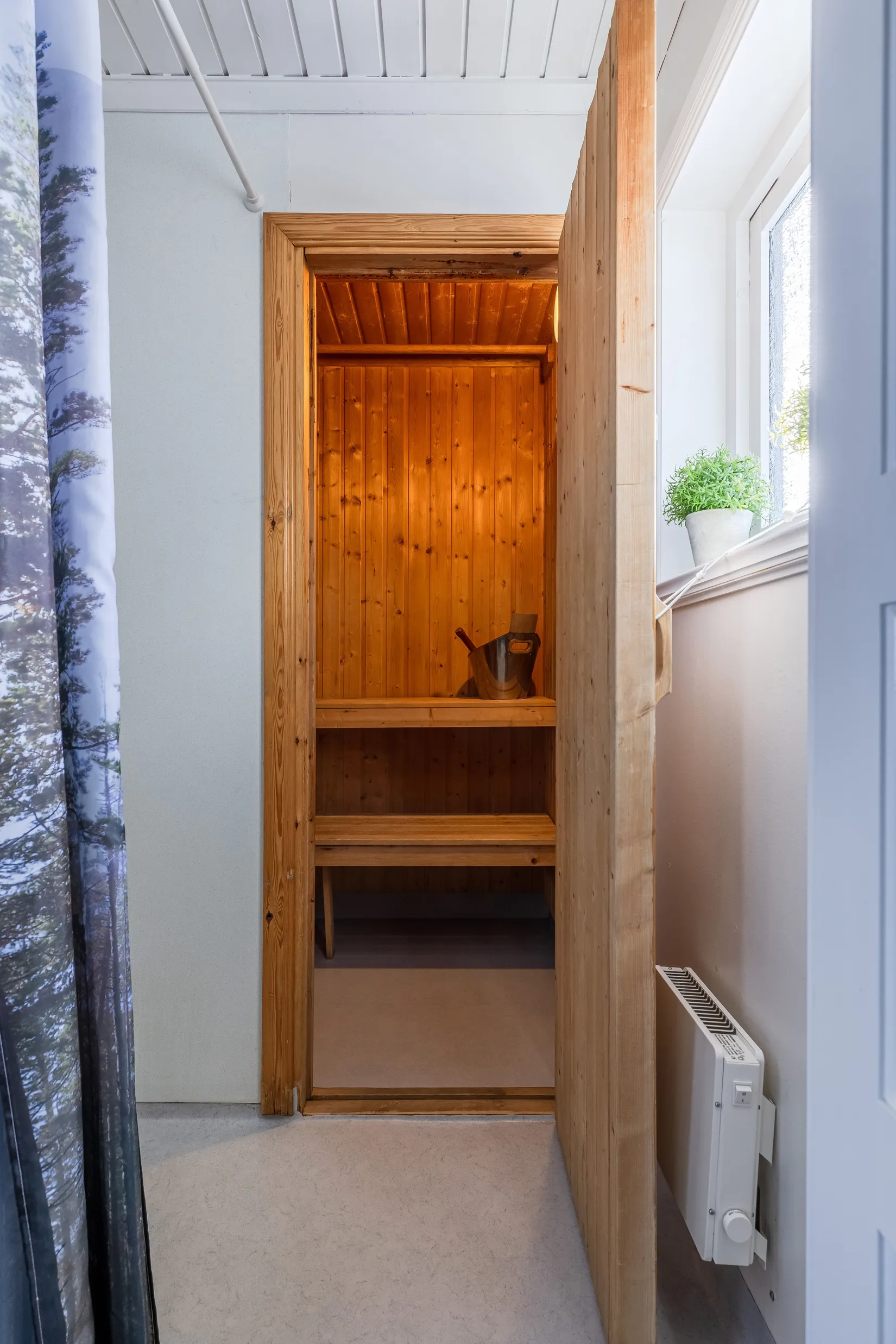 Bostadsrätt, Radhus, Rödluvevägen 8B, Gesunda, Mora