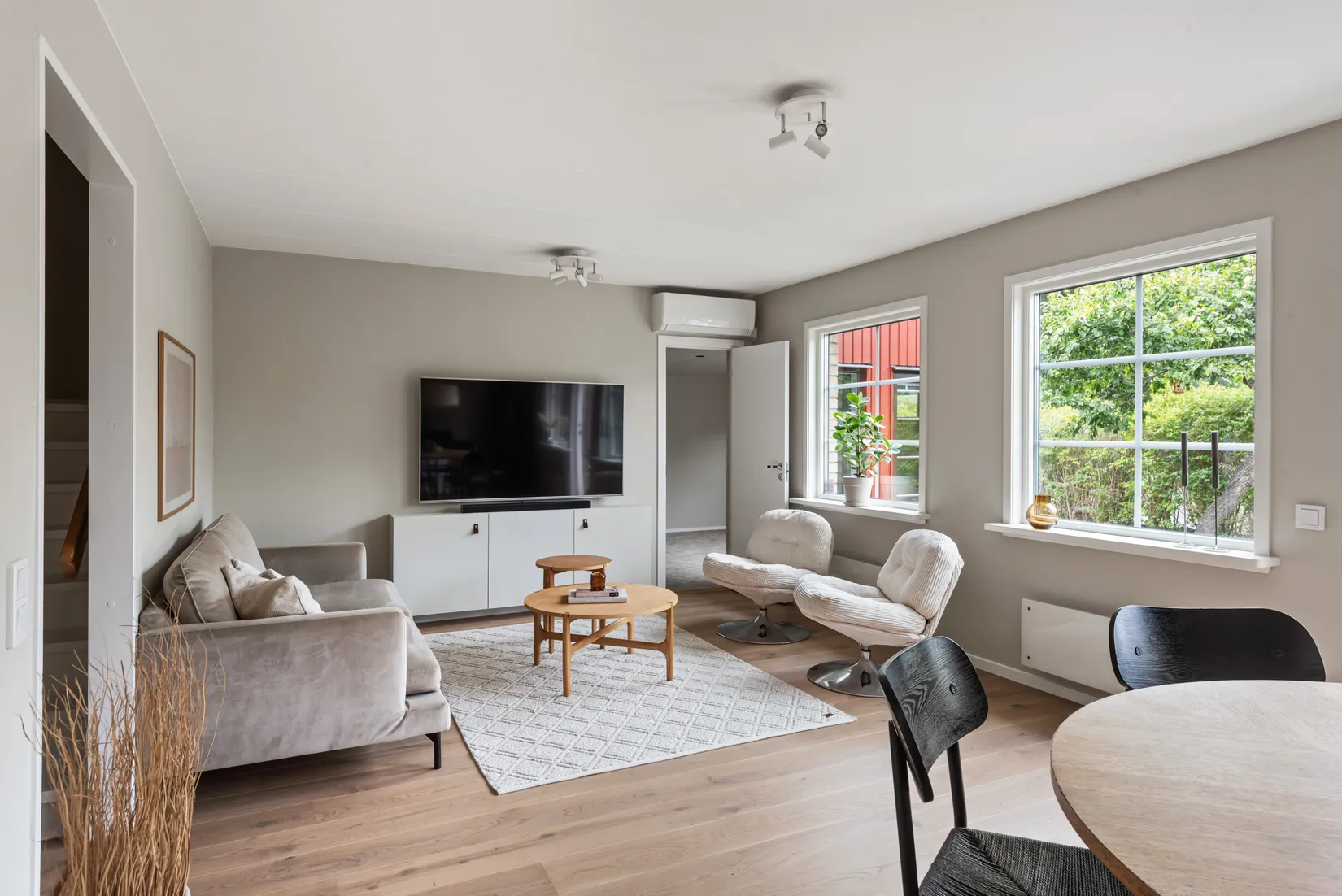 Radhus, Meijerfeldts väg 33, Näsbypark, Täby