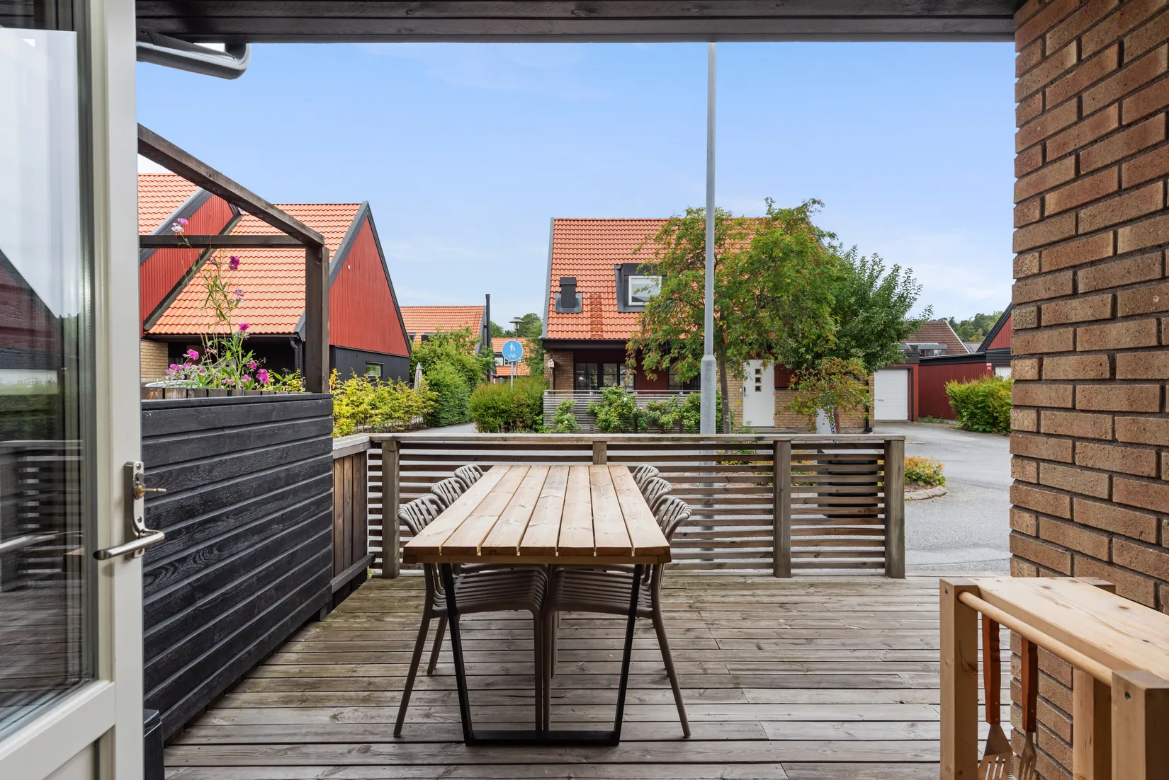 Radhus, Meijerfeldts väg 33, Näsbypark, Täby