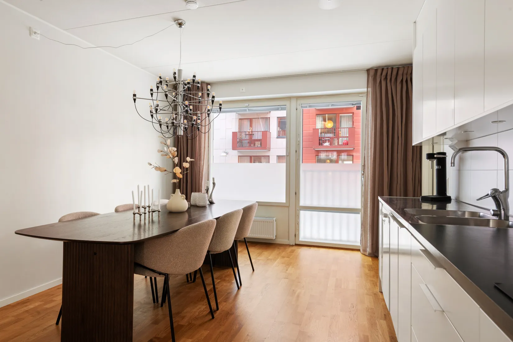 Bostadsrätt, Källtorpsvägen 17, Näsbypark, Täby