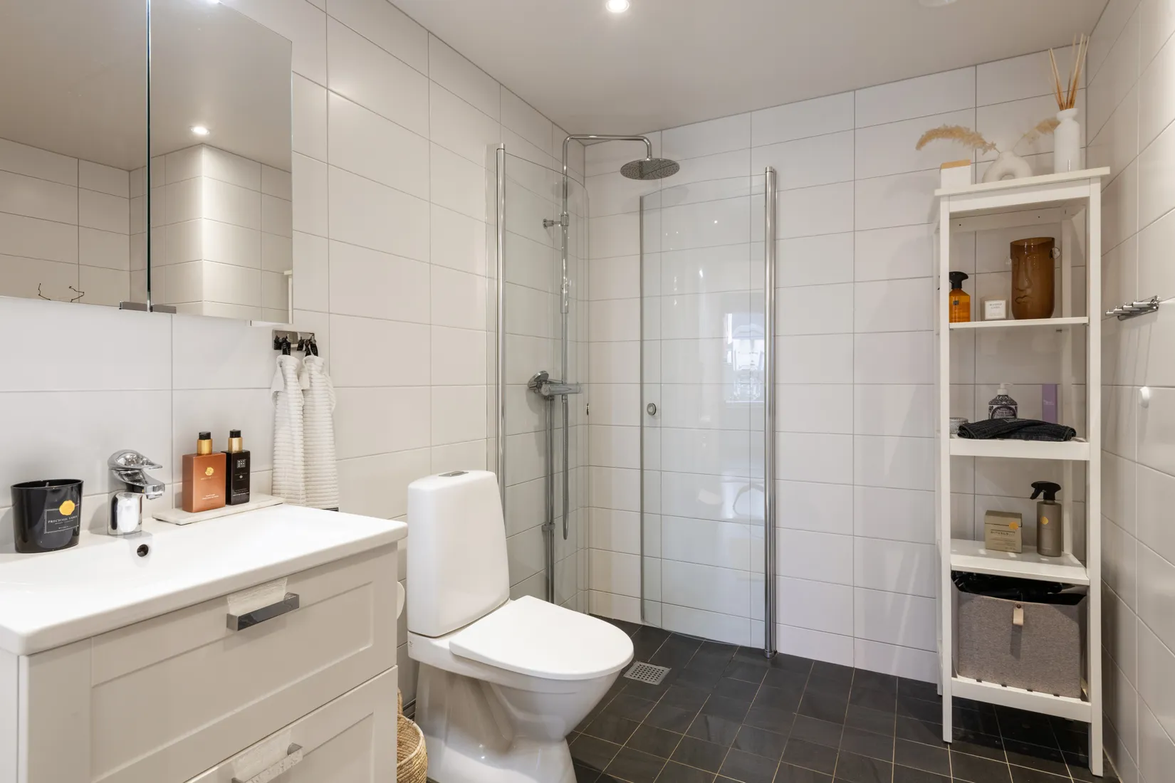 Bostadsrätt, Källtorpsvägen 17, Näsbypark, Täby