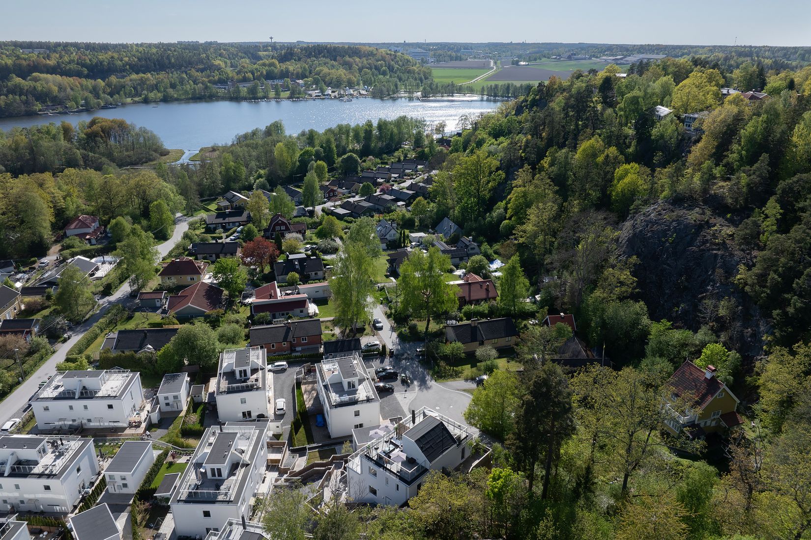 Radhus, Vårbäcksvägen 6H, Tullinge Strand, Botkyrka