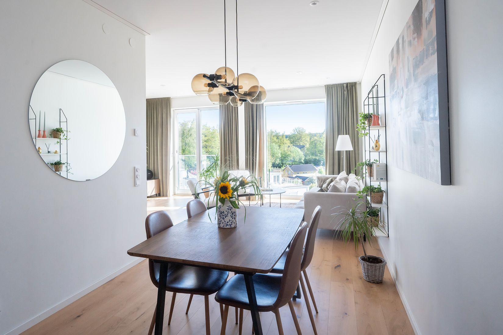 Radhus, Vårbäcksvägen 6H, Tullinge Strand, Botkyrka