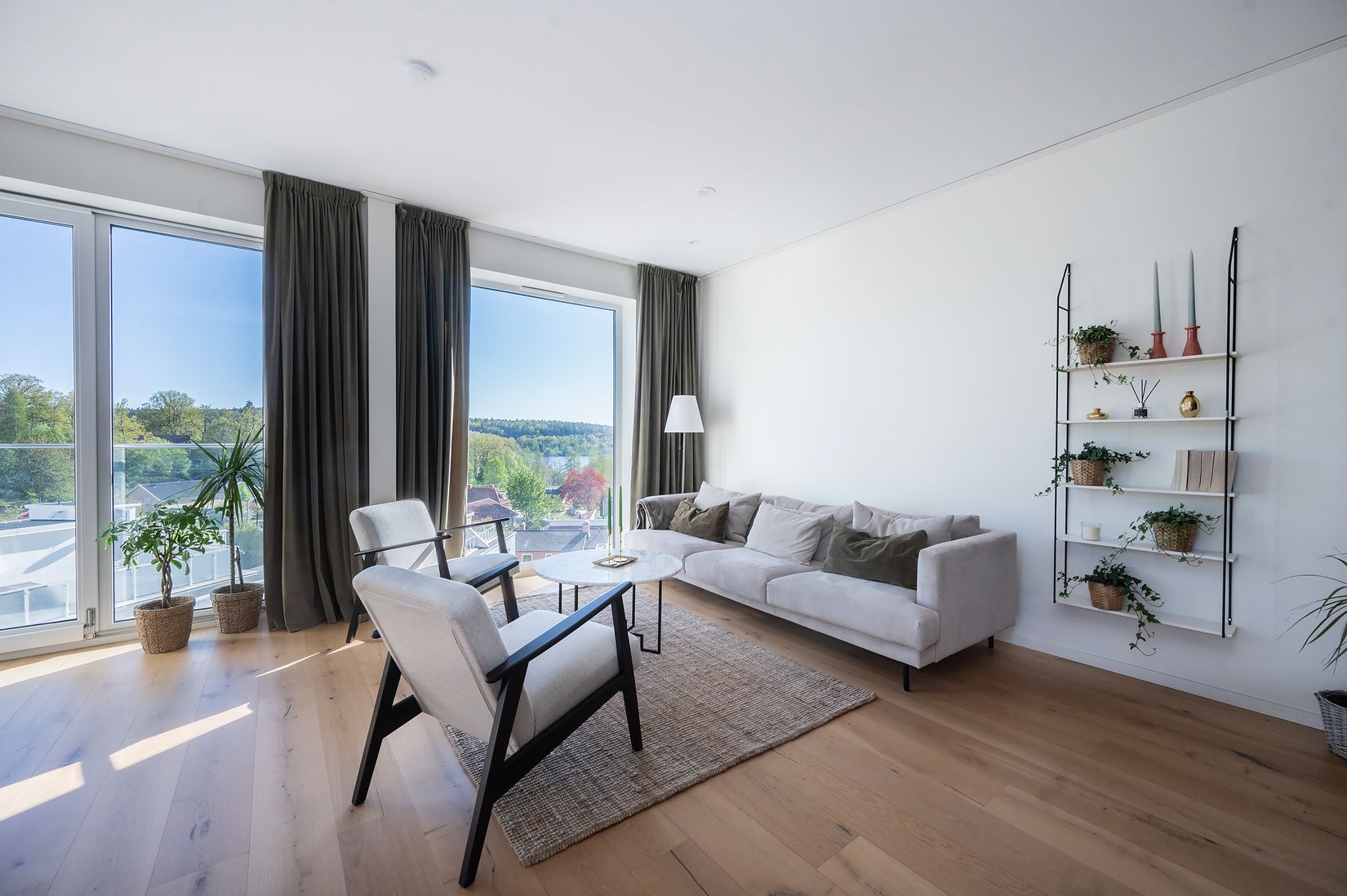 Radhus, Vårbäcksvägen 6H, Tullinge Strand, Botkyrka