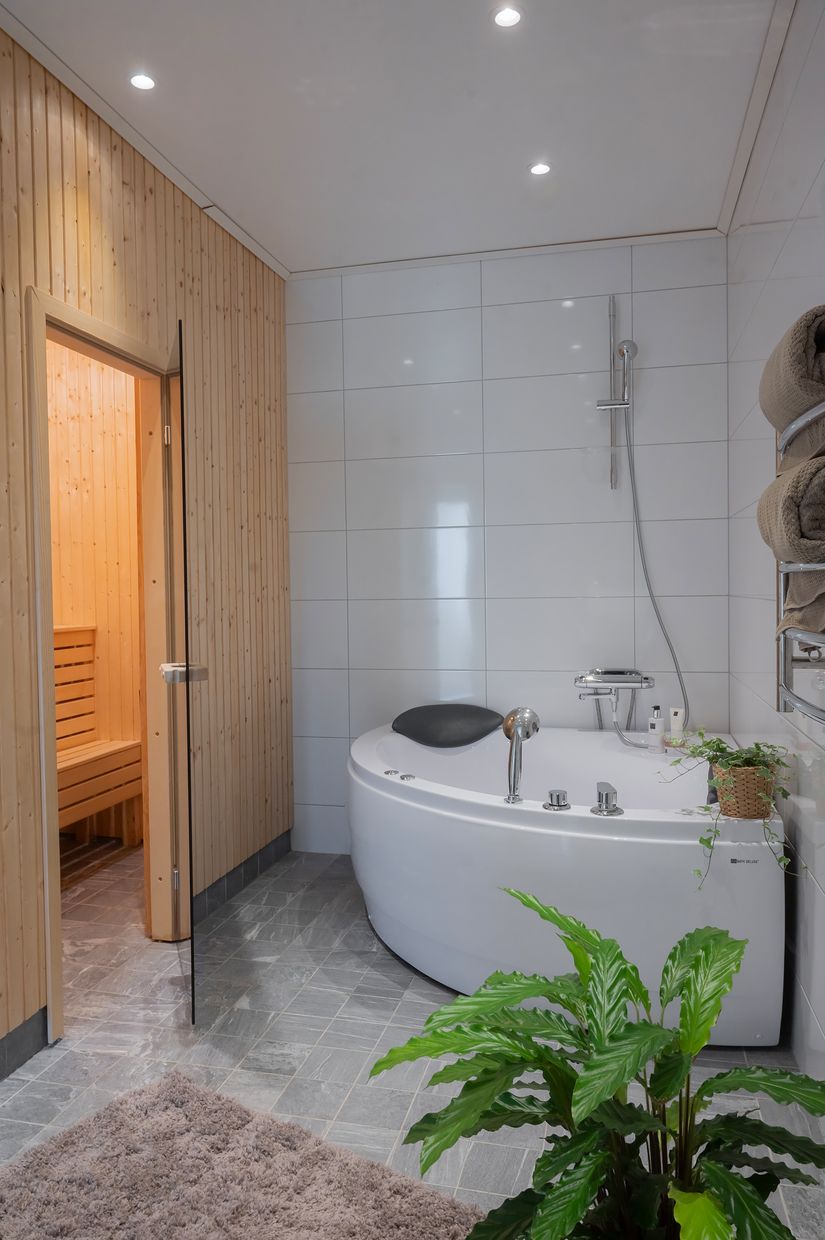 Radhus, Vårbäcksvägen 6H, Tullinge Strand, Botkyrka