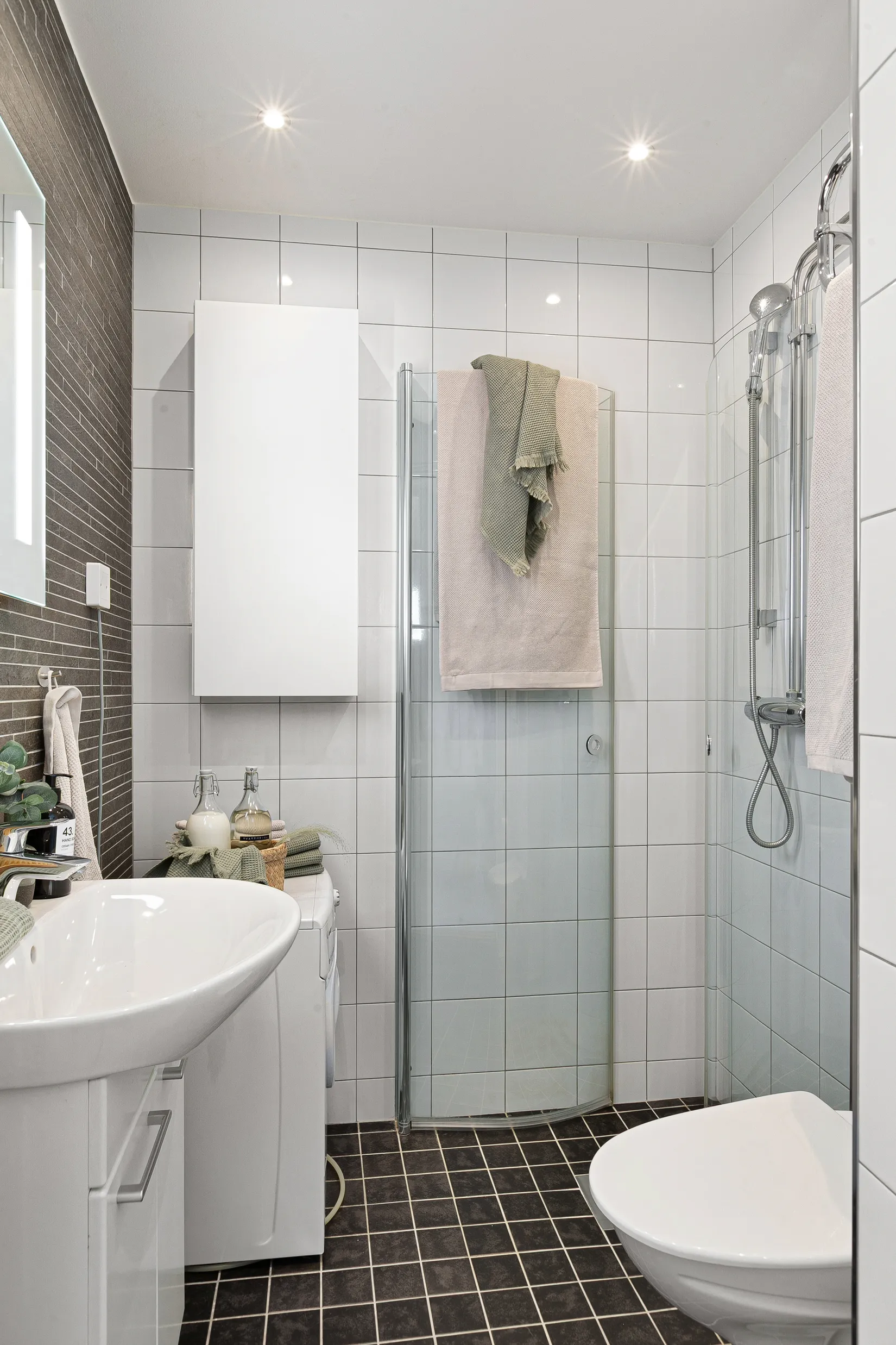 Bostadsrätt, Fredriksdalsvägen 4A, Villastaden, Gävle