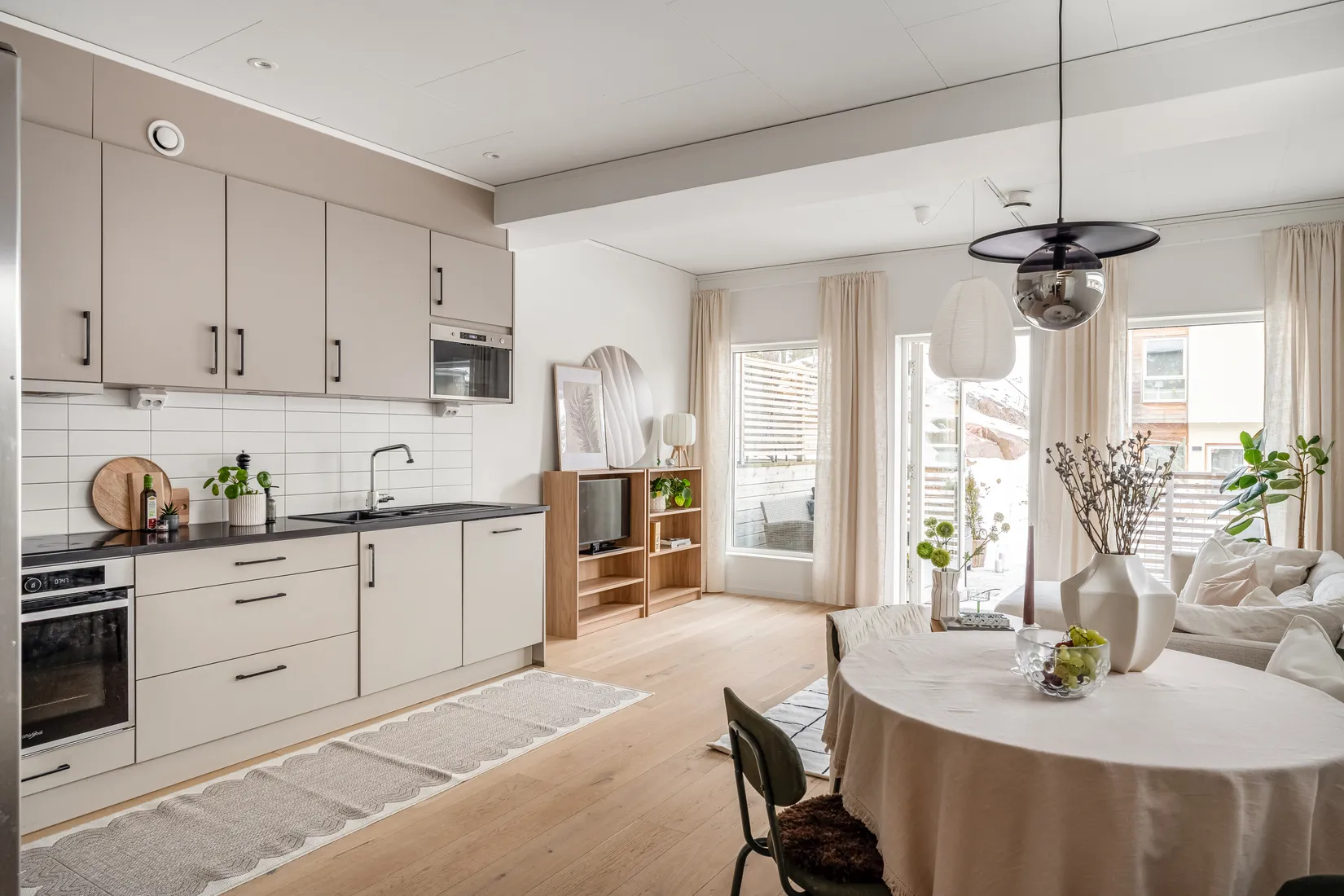 Bostadsrätt, Radhus, Almvägen 29E, Helenelund, Sollentuna