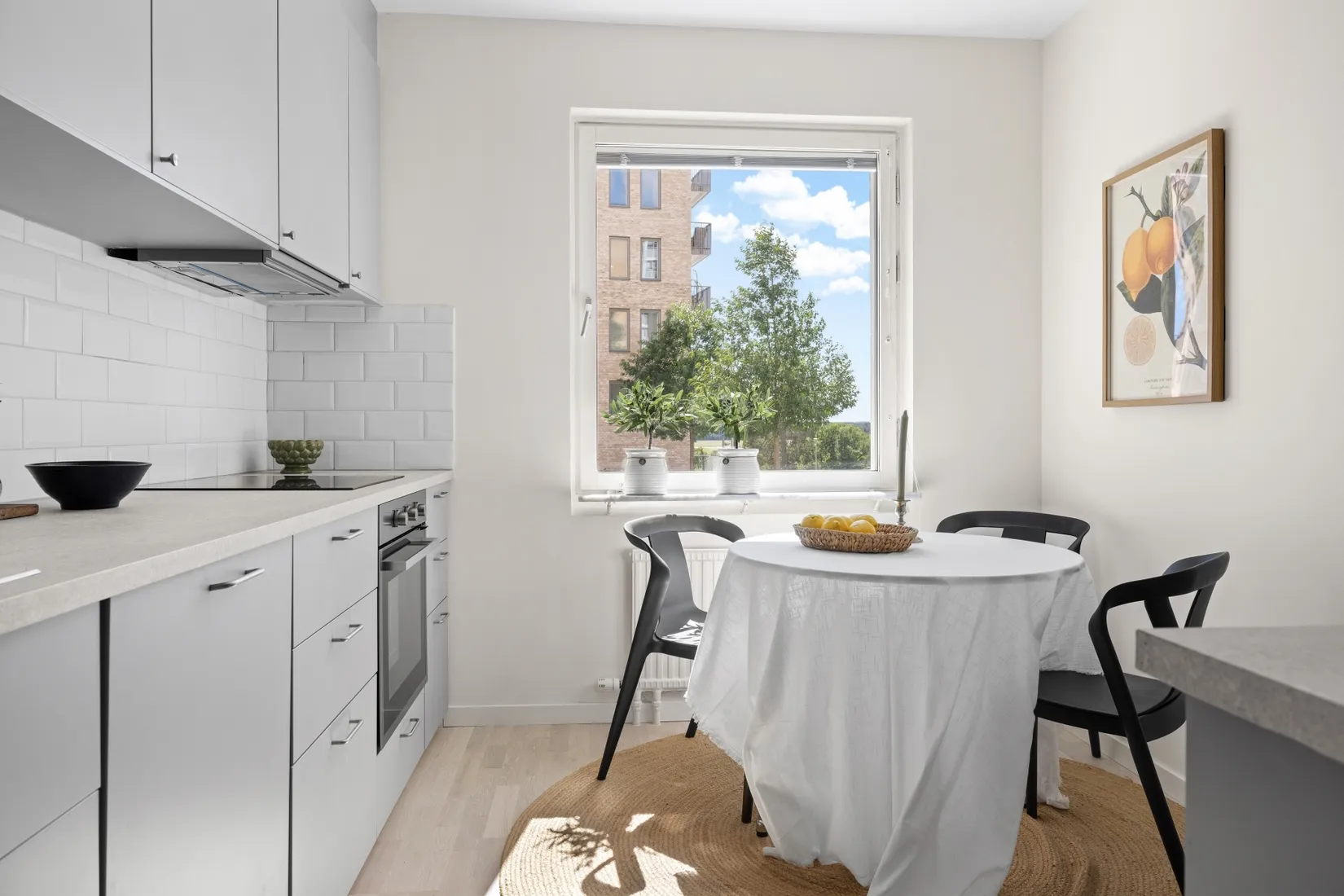 Bostadsrätt, Ringvägen 10, entréplan, Kungsängen centrum, Upplands-Bro