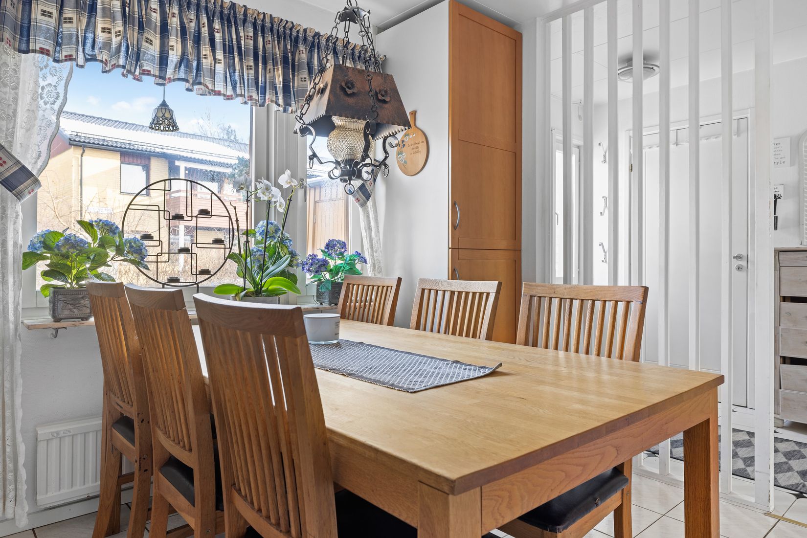 Bostadsrätt, Radhus, Lilla Hundens Gränd 24, Skälby, Järfälla