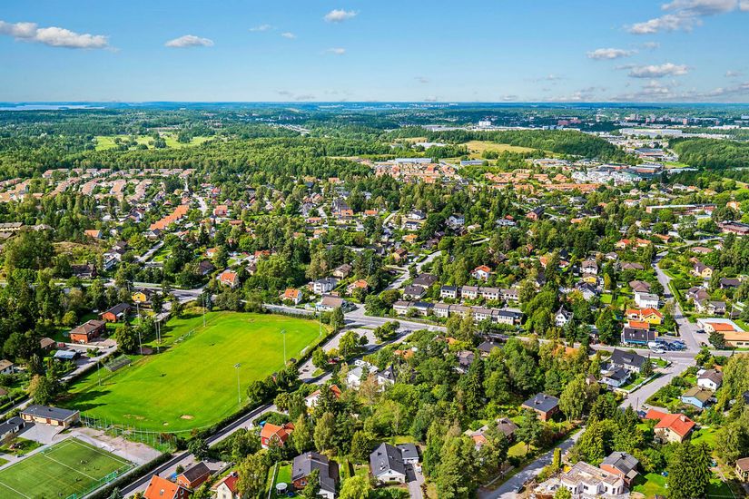 Bostadsrätt, Radhus, Lilla Hundens Gränd 24, Skälby, Järfälla