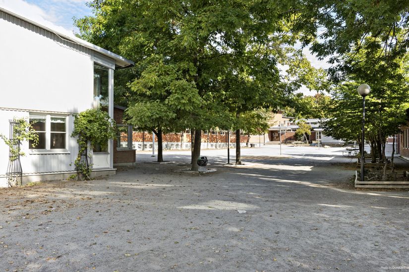 Bostadsrätt, Radhus, Lilla Hundens Gränd 24, Skälby, Järfälla