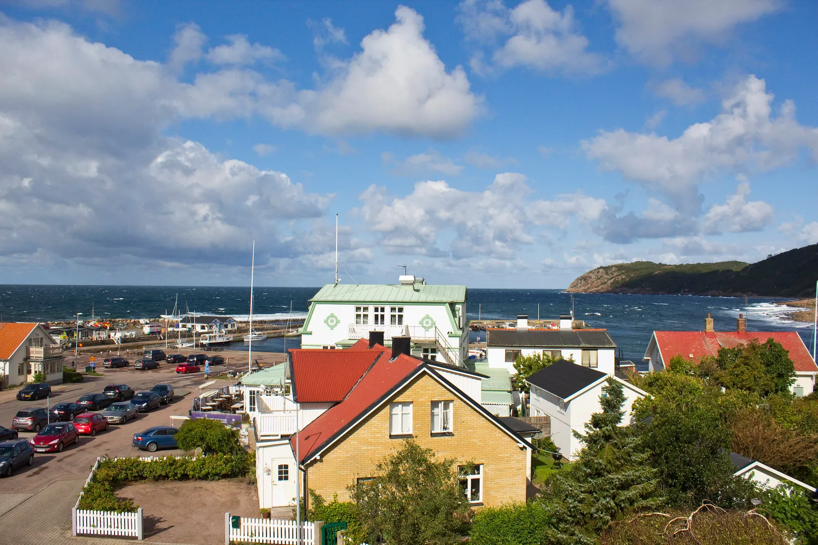 Villa, Möllelägevägen 14, Mölle granne med hamnen, Höganäs