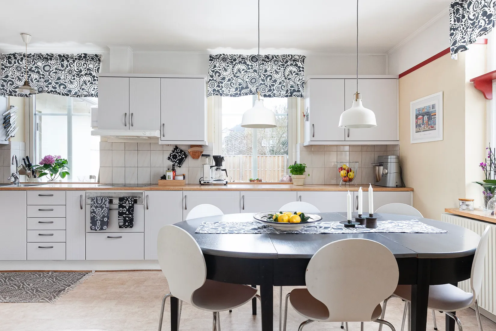 Villa, Möllelägevägen 14, Mölle granne med hamnen, Höganäs