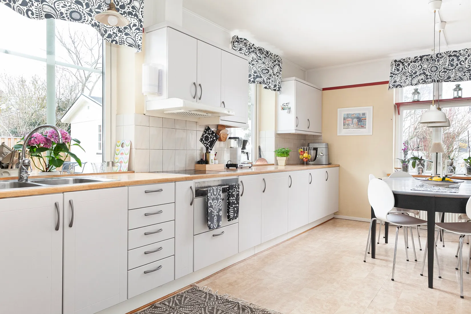 Villa, Möllelägevägen 14, Mölle granne med hamnen, Höganäs