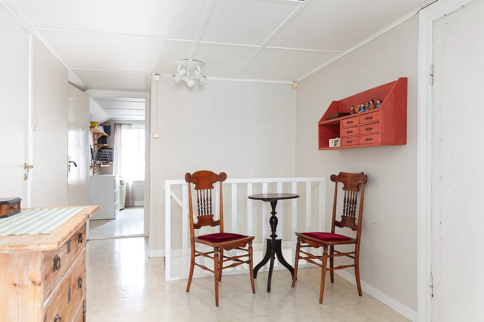 Villa, Möllelägevägen 14, Mölle granne med hamnen, Höganäs