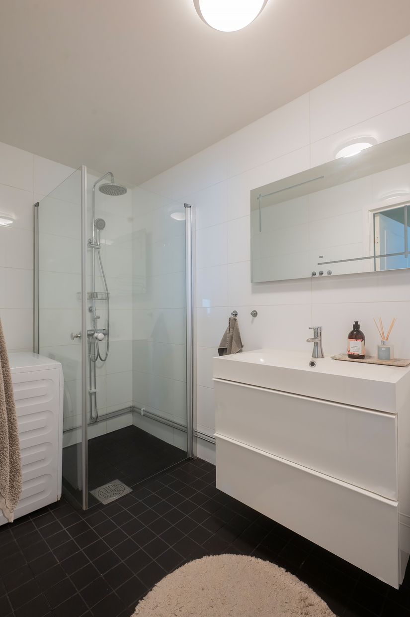 Bostadsrätt, Lillhagsvägen 30, Älvsjöbadet, Stockholm