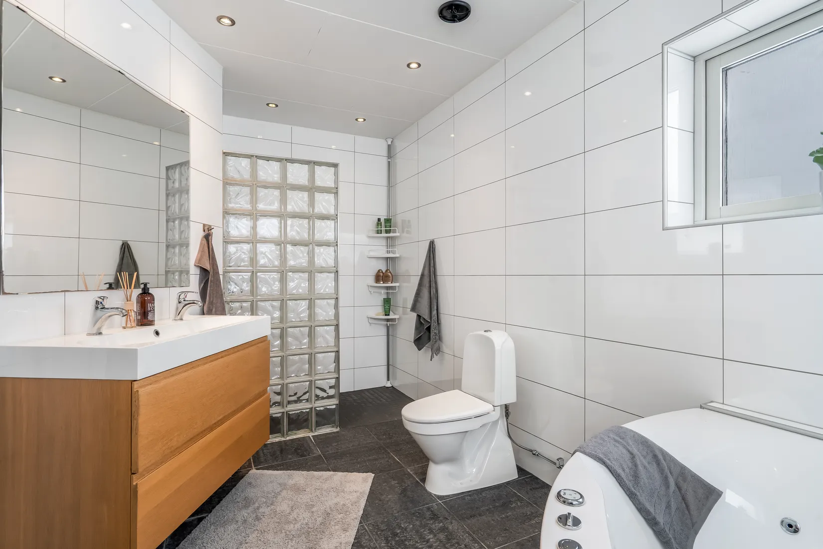 Villa, Vallgatan 9, Bjärnum, Hässleholm