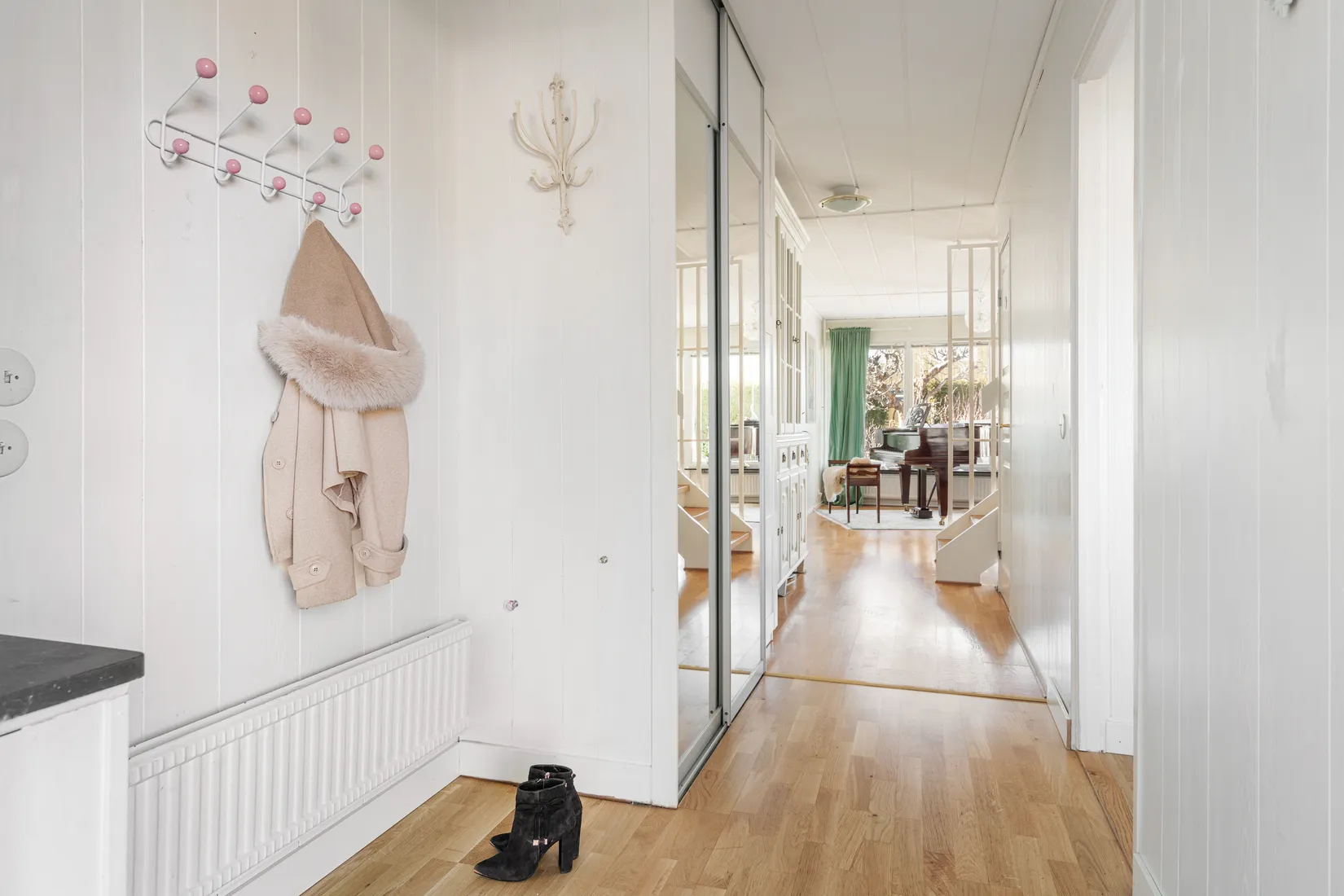 Villa, Radhus, Rödklövern 5C, Torslanda - Centrum, Göteborg