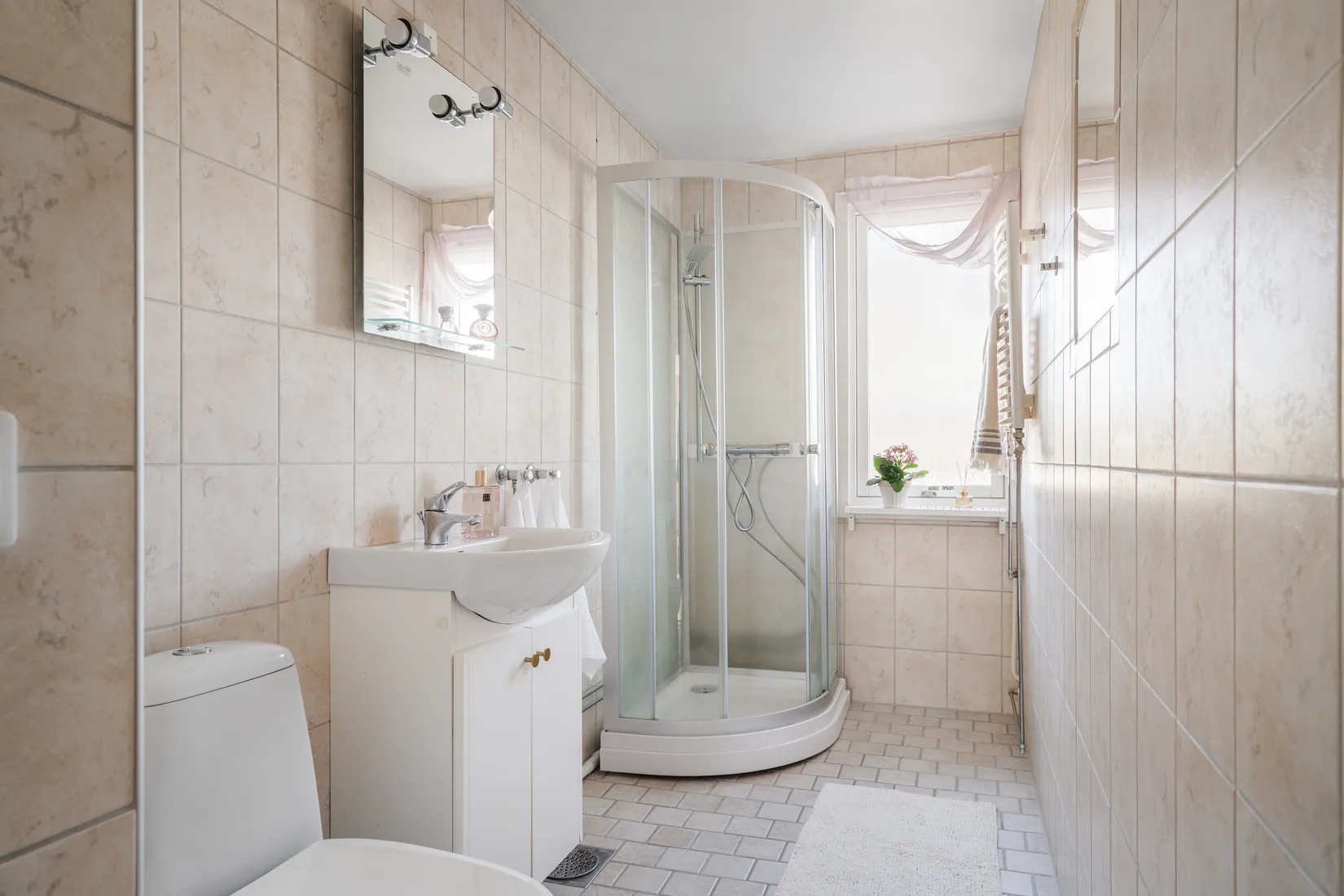 Villa, Radhus, Rödklövern 5C, Torslanda - Centrum, Göteborg