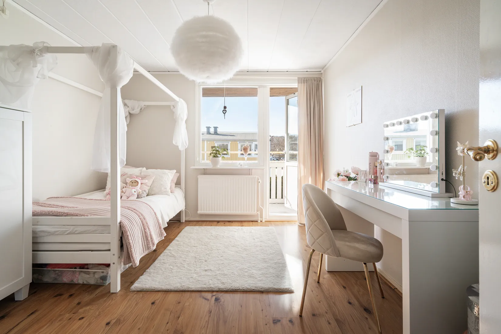 Villa, Radhus, Rödklövern 5C, Torslanda - Centrum, Göteborg