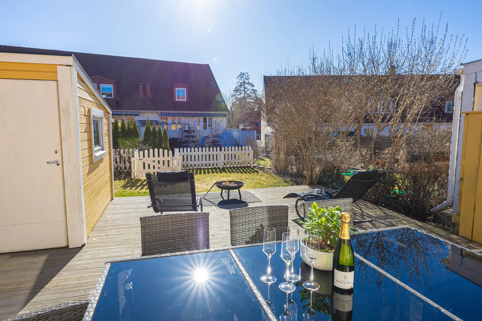Villa, Radhus, Vattenmåravägen 69, Sjukyrkoberget, Upplands Väsby