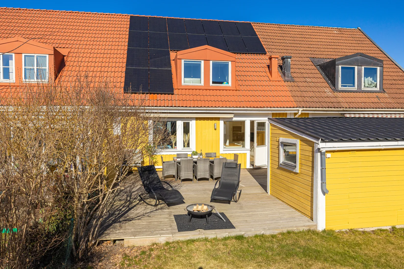 Villa, Radhus, Vattenmåravägen 69, Sjukyrkoberget, Upplands Väsby