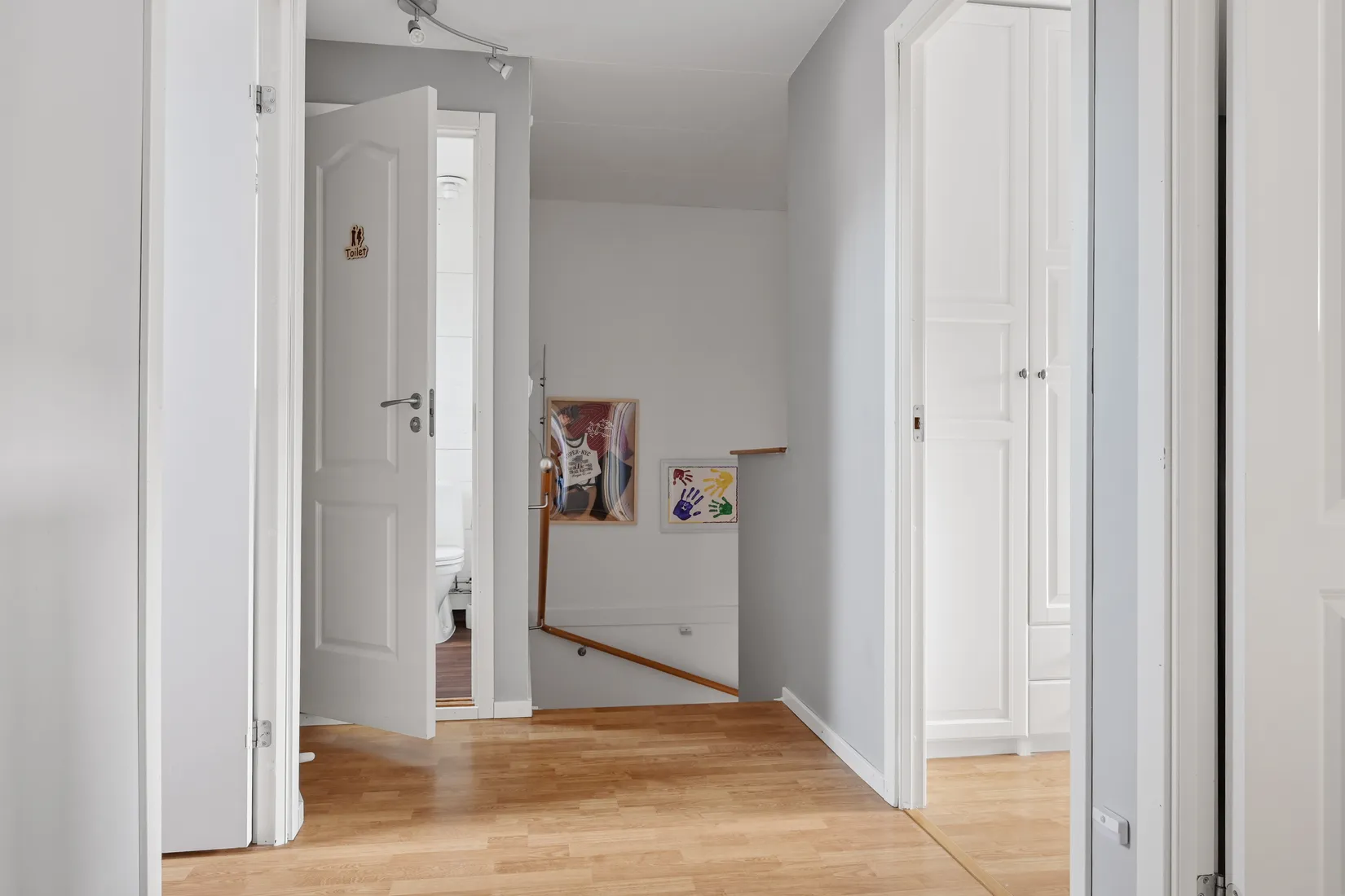 Villa, Radhus, Vattenmåravägen 69, Sjukyrkoberget, Upplands Väsby