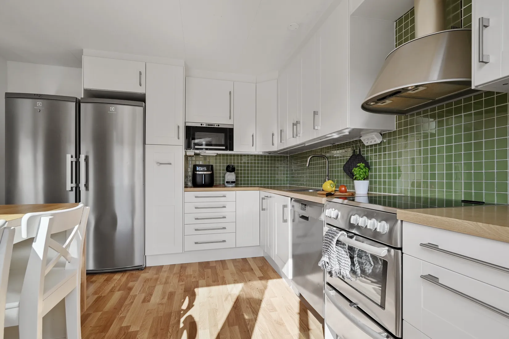 Villa, Radhus, Vattenmåravägen 69, Sjukyrkoberget, Upplands Väsby