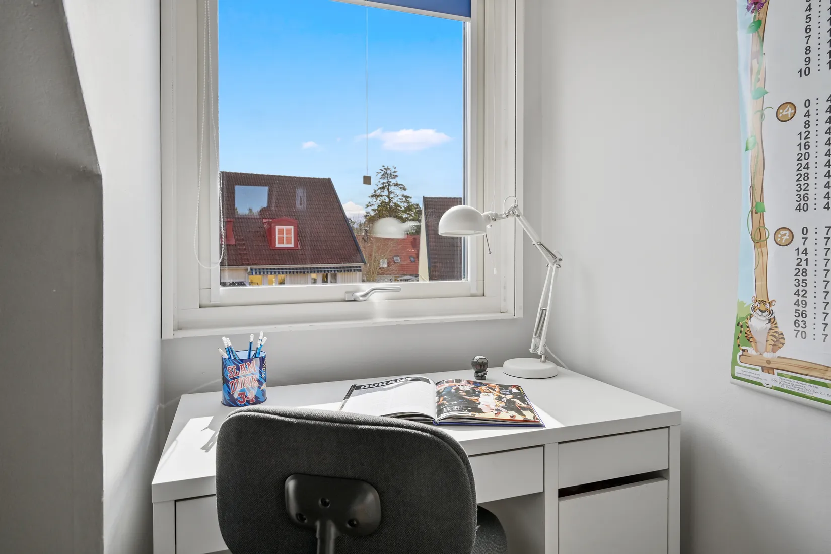 Villa, Radhus, Vattenmåravägen 69, Sjukyrkoberget, Upplands Väsby