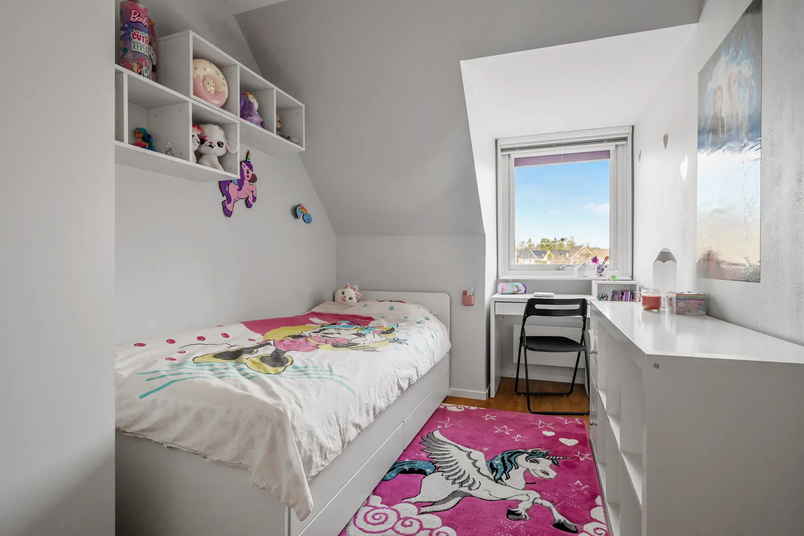 Villa, Radhus, Vattenmåravägen 69, Sjukyrkoberget, Upplands Väsby