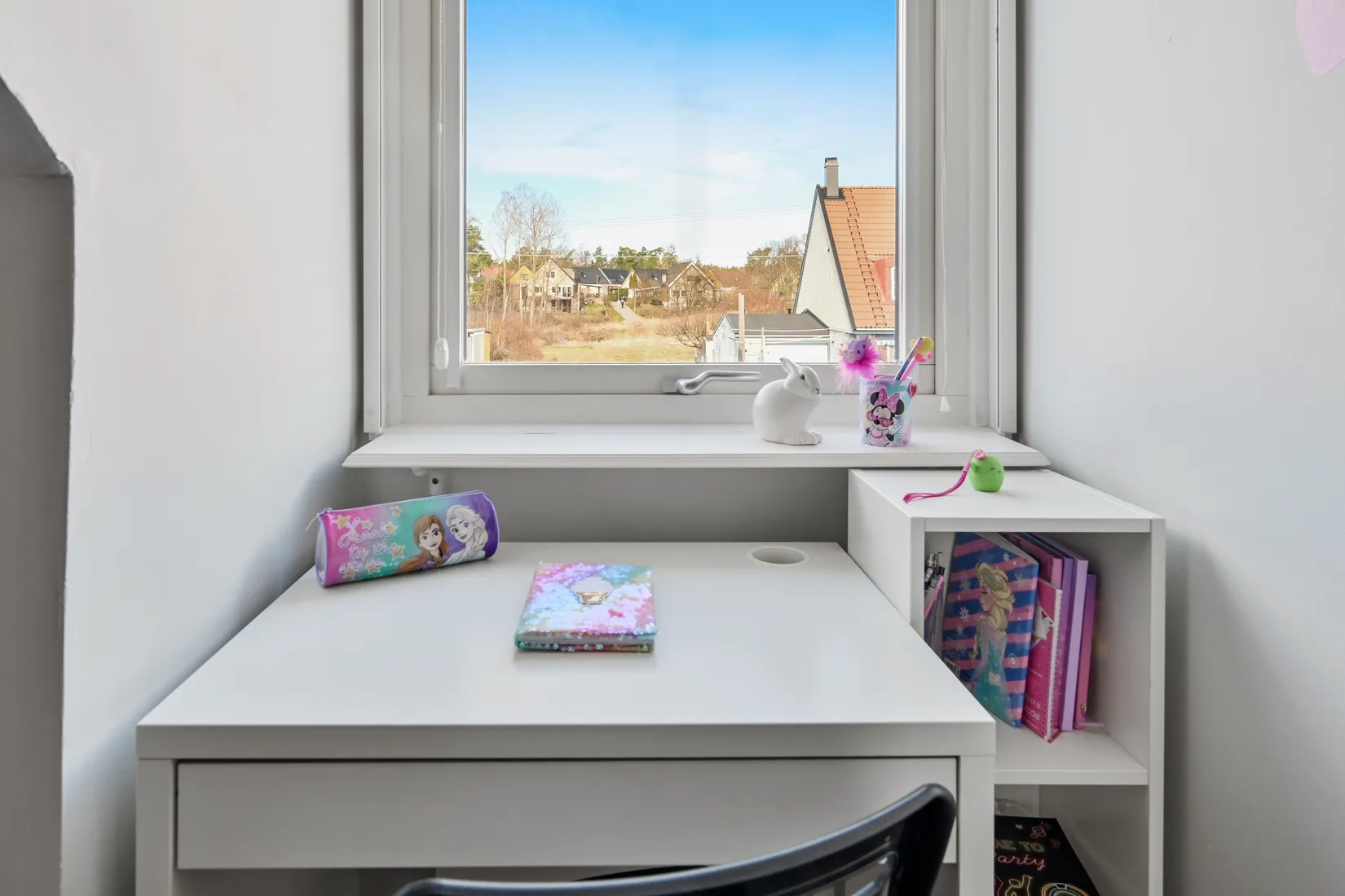 Villa, Radhus, Vattenmåravägen 69, Sjukyrkoberget, Upplands Väsby