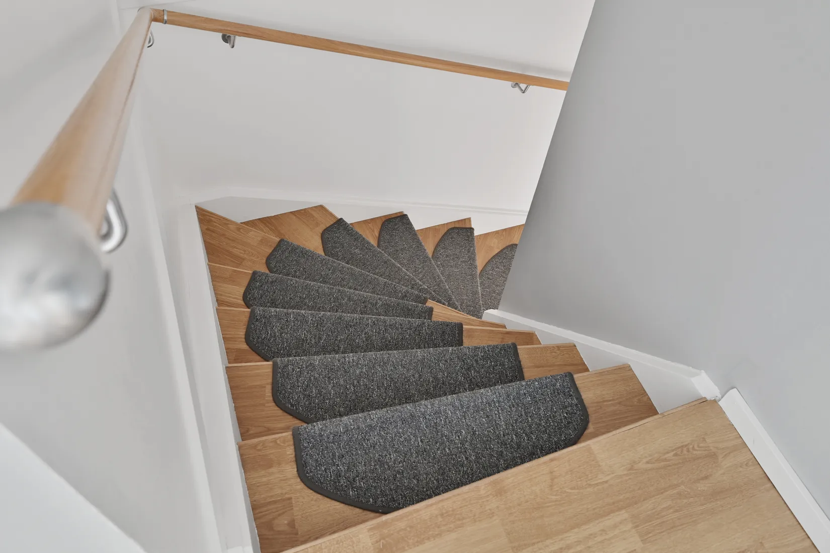 Villa, Radhus, Vattenmåravägen 69, Sjukyrkoberget, Upplands Väsby