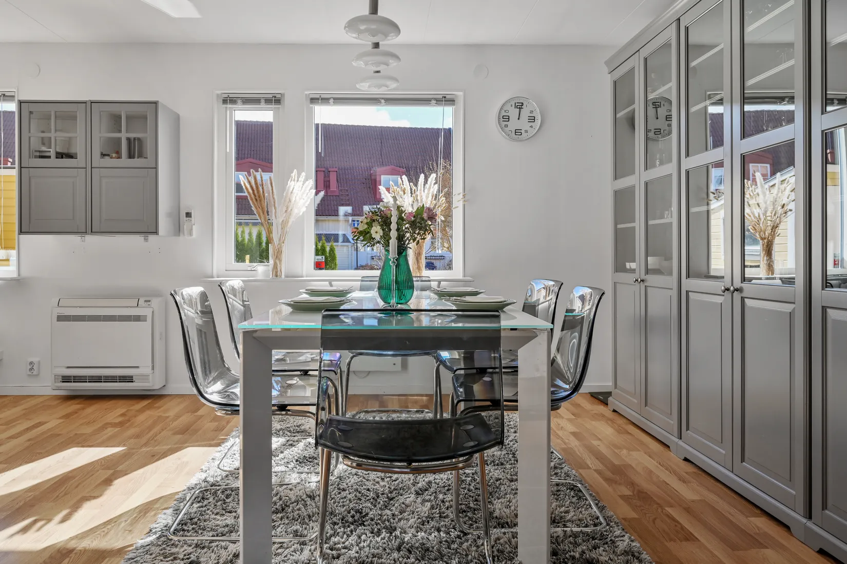 Villa, Radhus, Vattenmåravägen 69, Sjukyrkoberget, Upplands Väsby