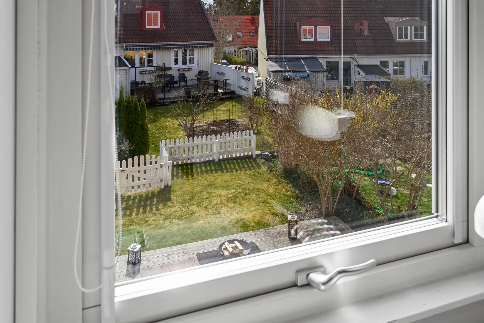 Villa, Radhus, Vattenmåravägen 69, Sjukyrkoberget, Upplands Väsby