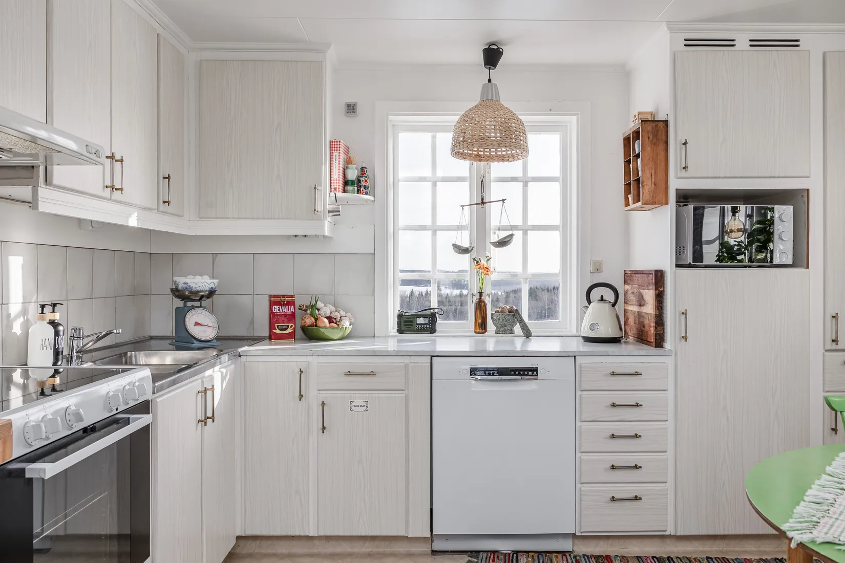 Villa, Hällne 237, Oviken, Berg