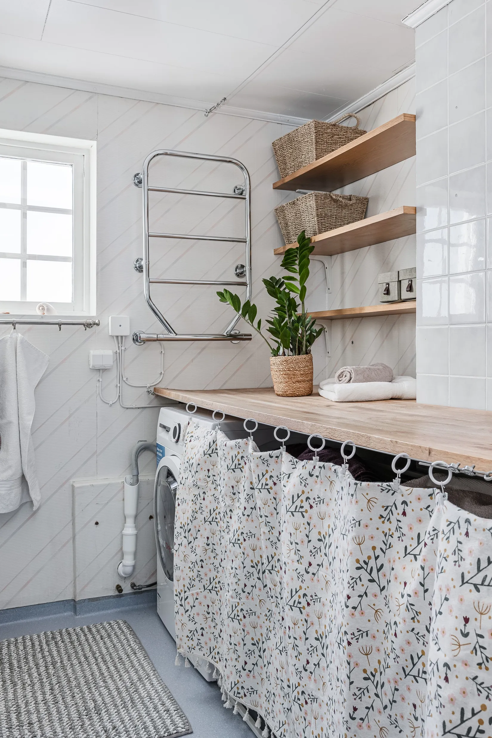 Villa, Hällne 237, Oviken, Berg