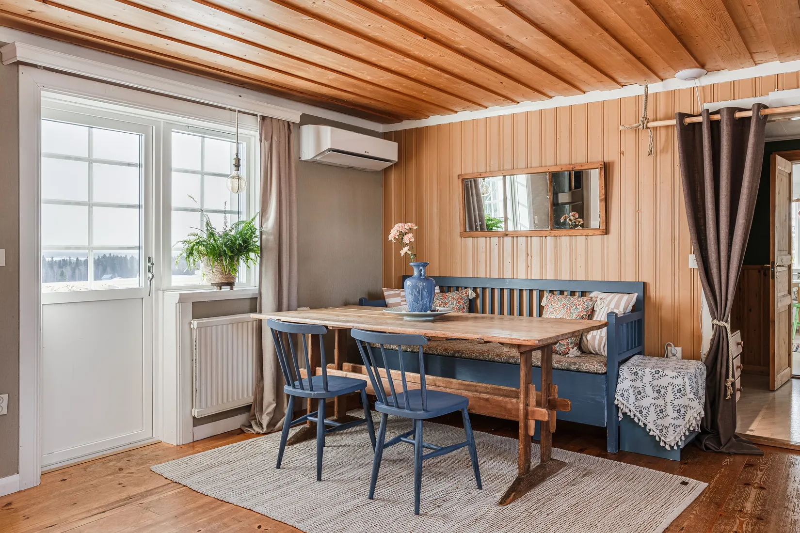 Villa, Hällne 237, Oviken, Berg