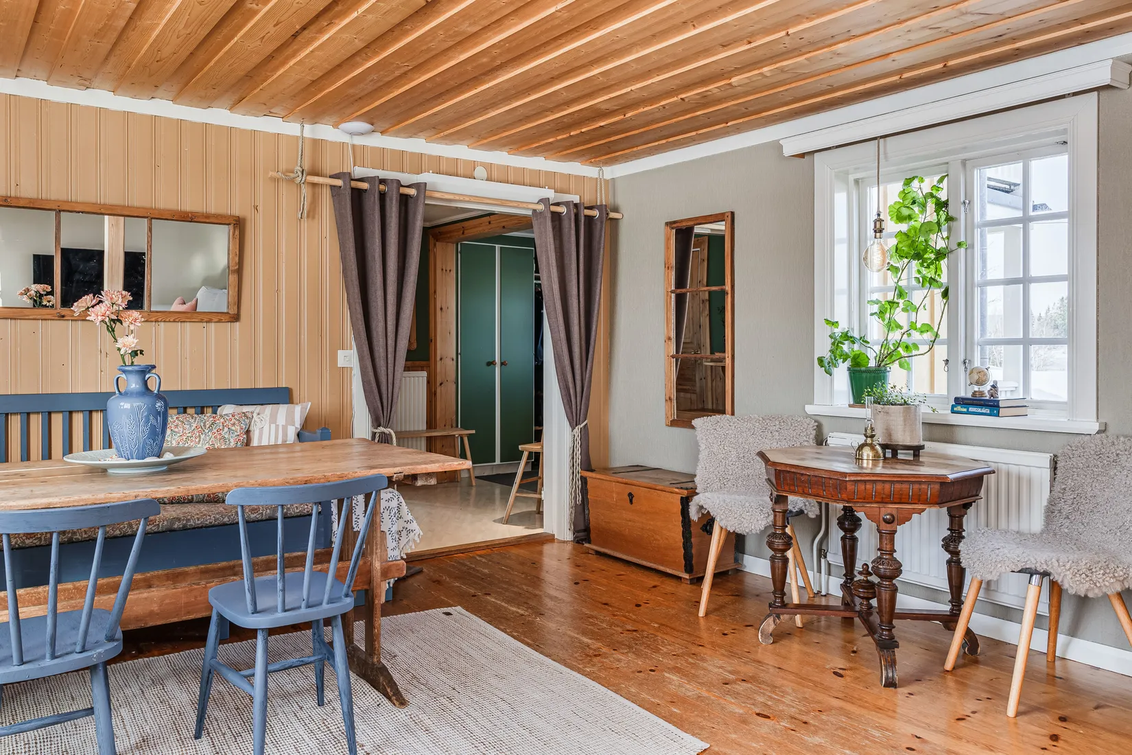 Villa, Hällne 237, Oviken, Berg