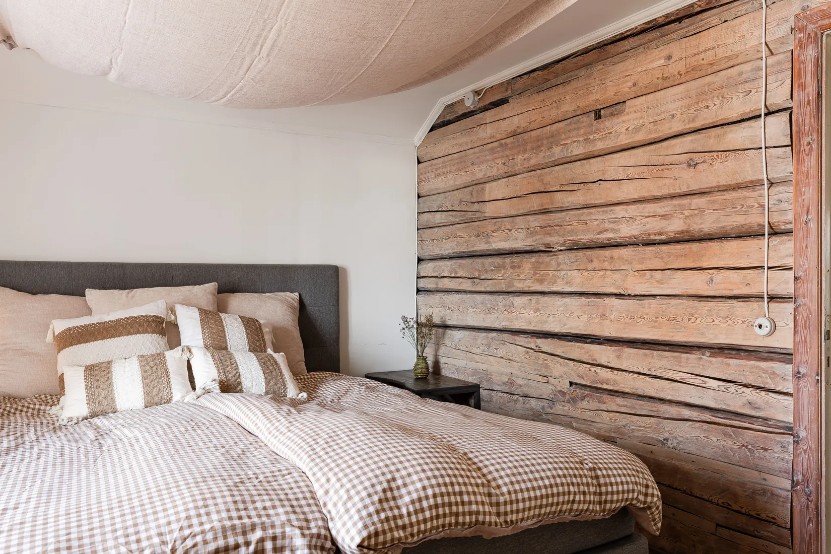 Villa, Hällne 237, Oviken, Berg